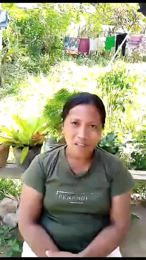 Ang Pagtulong ng mga Natulungan .